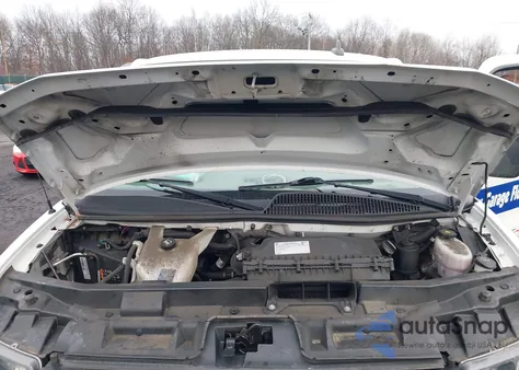 2021 Chevrolet Express Cargo Rwd 2500 Regular Wheelbase Wt из США, поврежденный, VIN 1GCWGAFP5M1188465